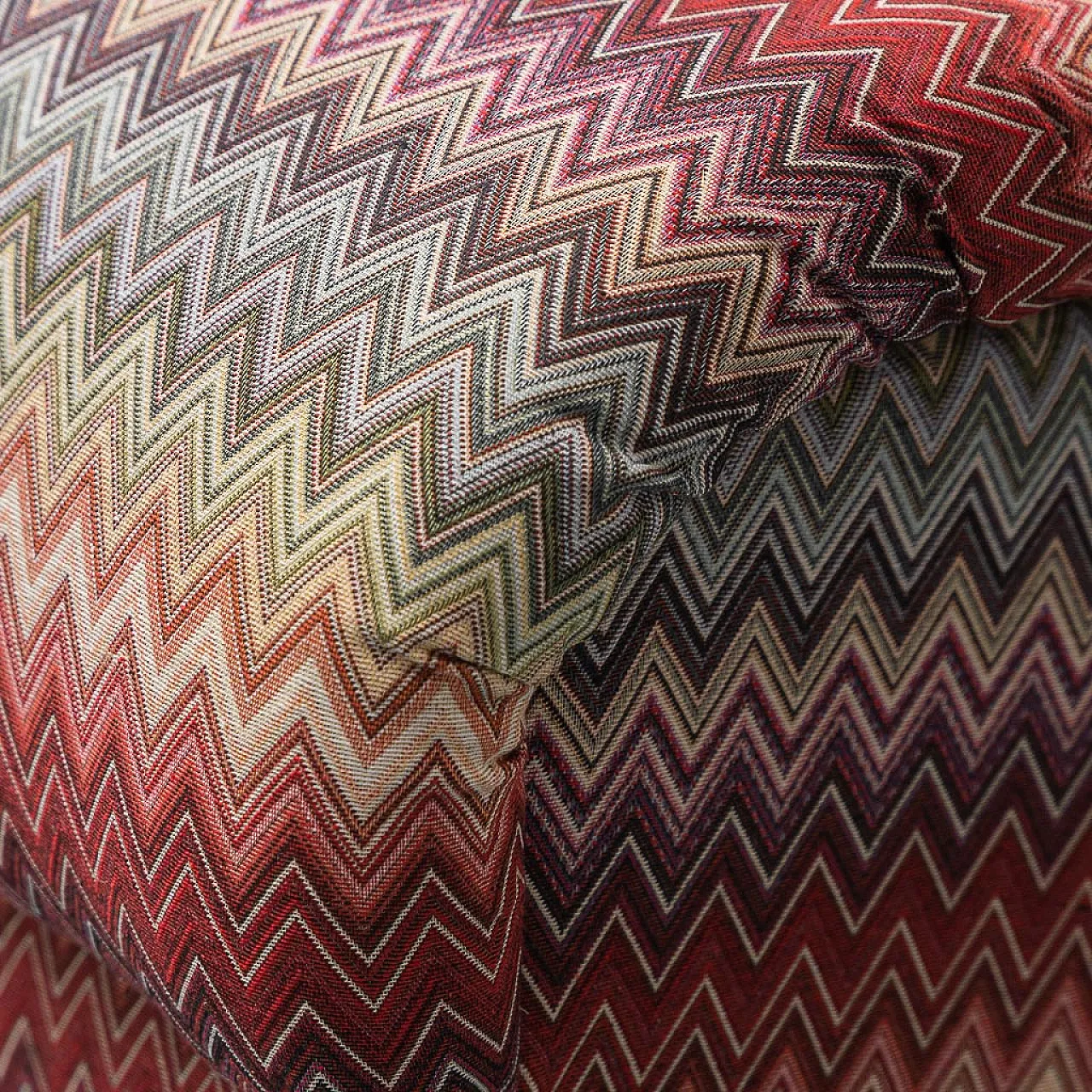 Doimo armchair with Missoni pattern, 70s 8