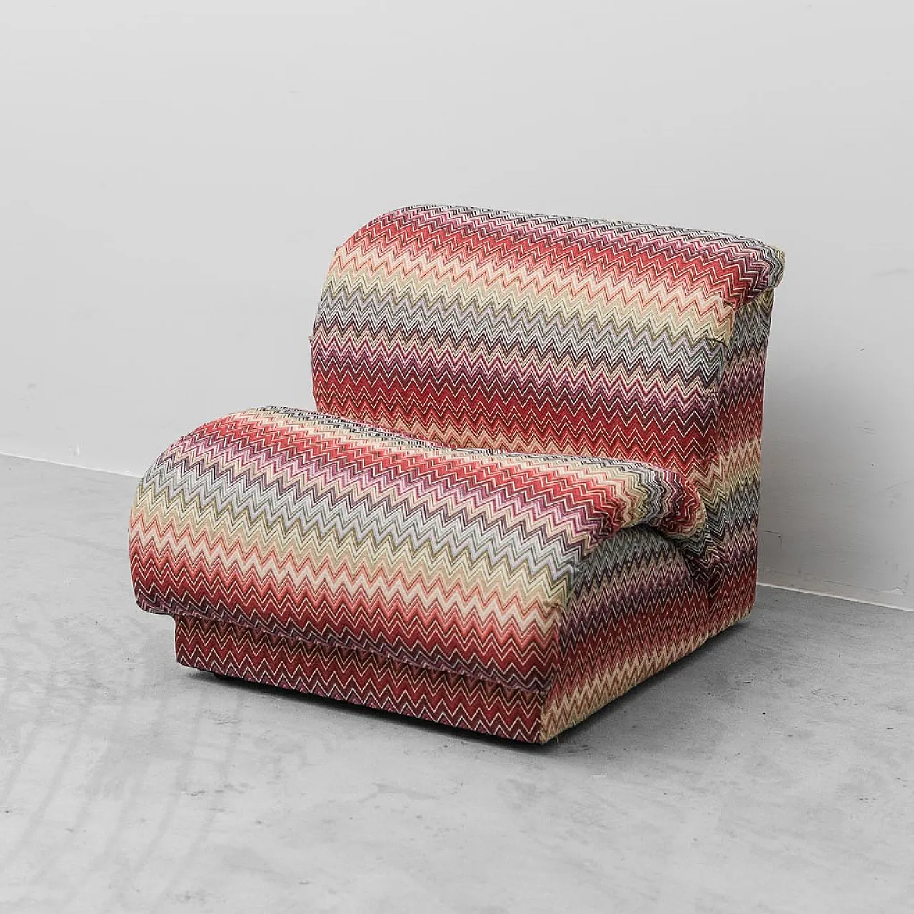 Doimo armchair with Missoni pattern, 70s 12