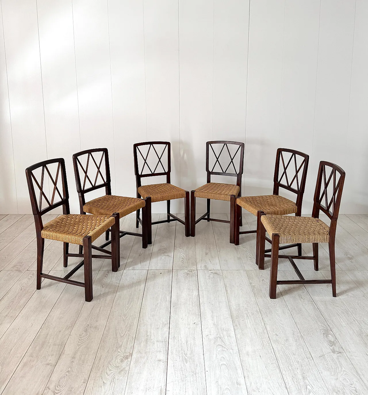 6 Chairs in the style of Paolo Buffa, 1950s 6