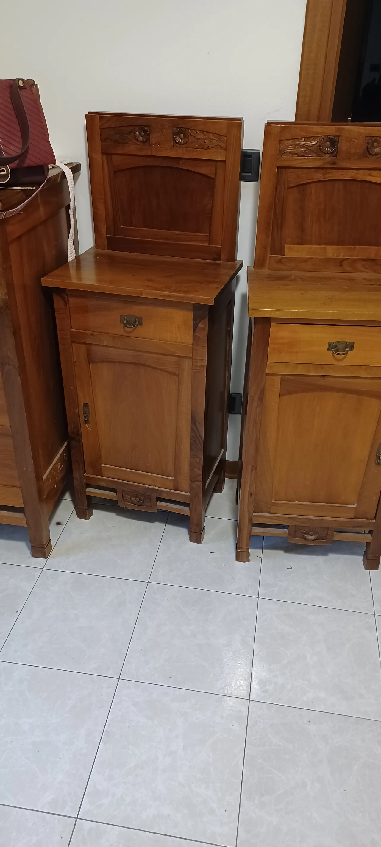 Armadio, comò, comodini , secretaire, anni '30 3