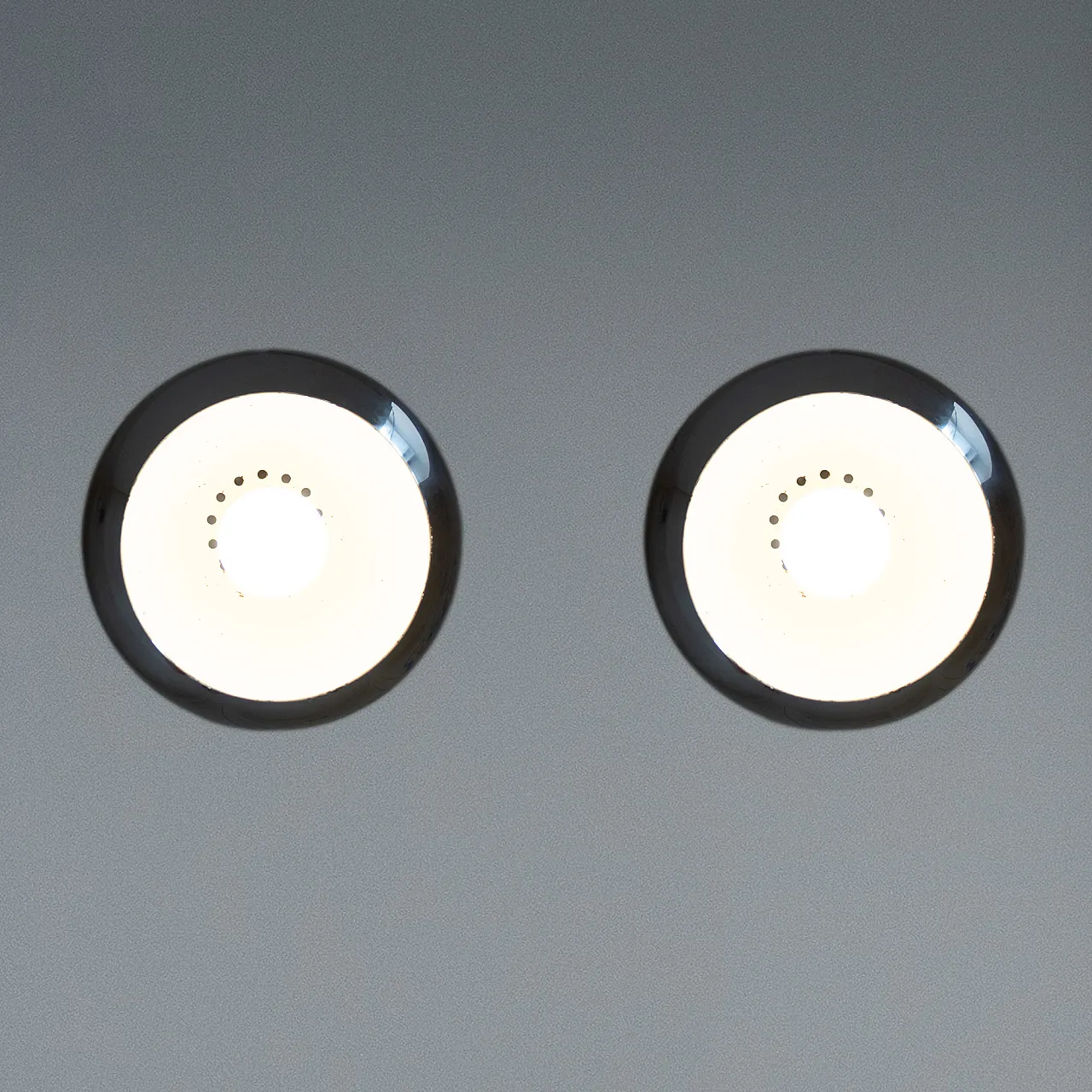 Pair of "Eyeball" pendant lamps by Goffredo Reggiani, 70s 8
