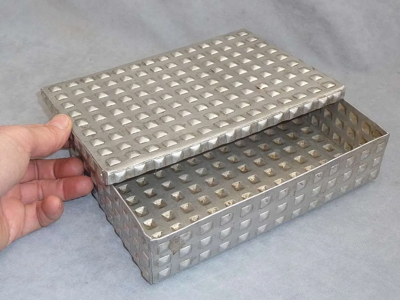 Art Nouveau Aluminium Bonbon Box, Josef Hoffmann Design, 1910s 5