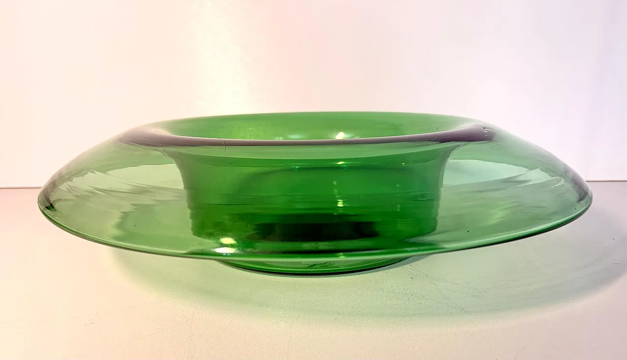 Hand-blown green glass centerpiece bowl, Empoli, Italy, 1970s 4