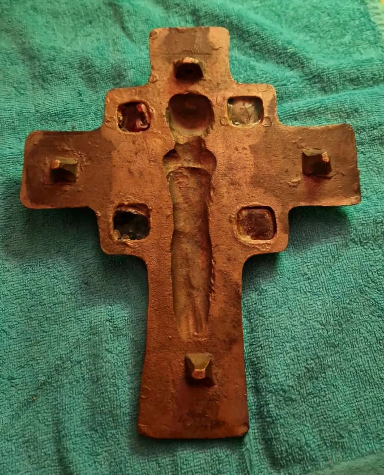 Continental bronze devotional crucifix sculpture, 18th century 8
