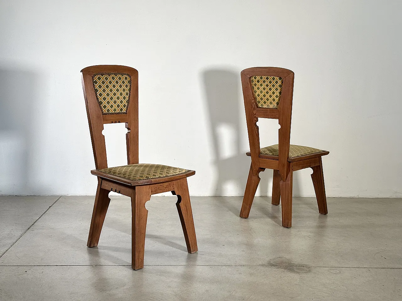Pair of larch wood chairs, 1930s 2