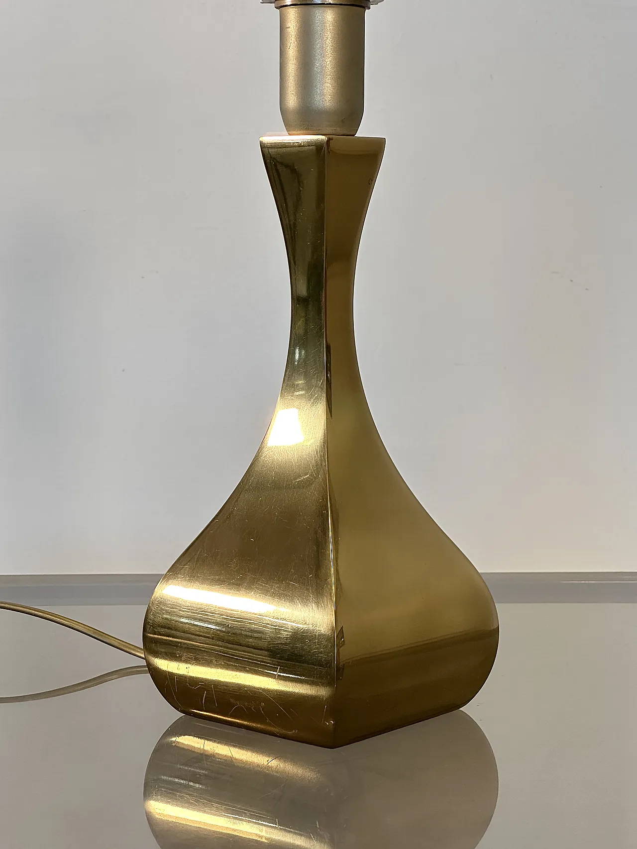 1970s brass table lamp 7