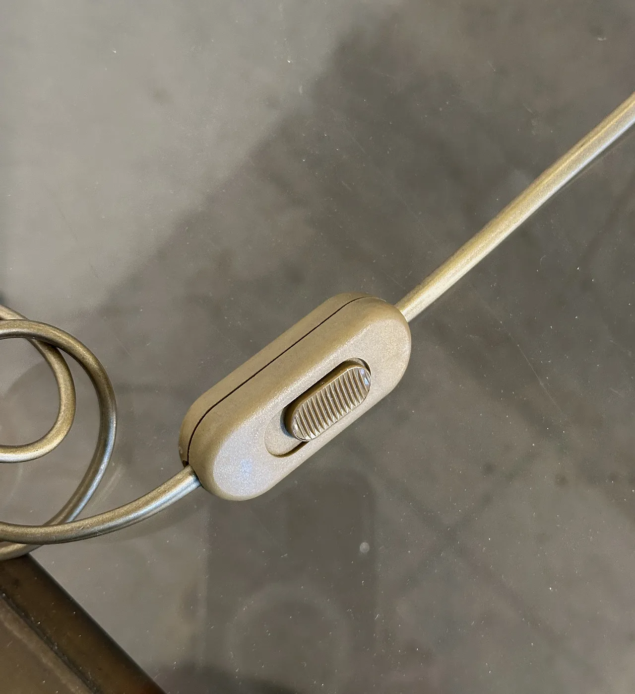 1970s brass table lamp 9