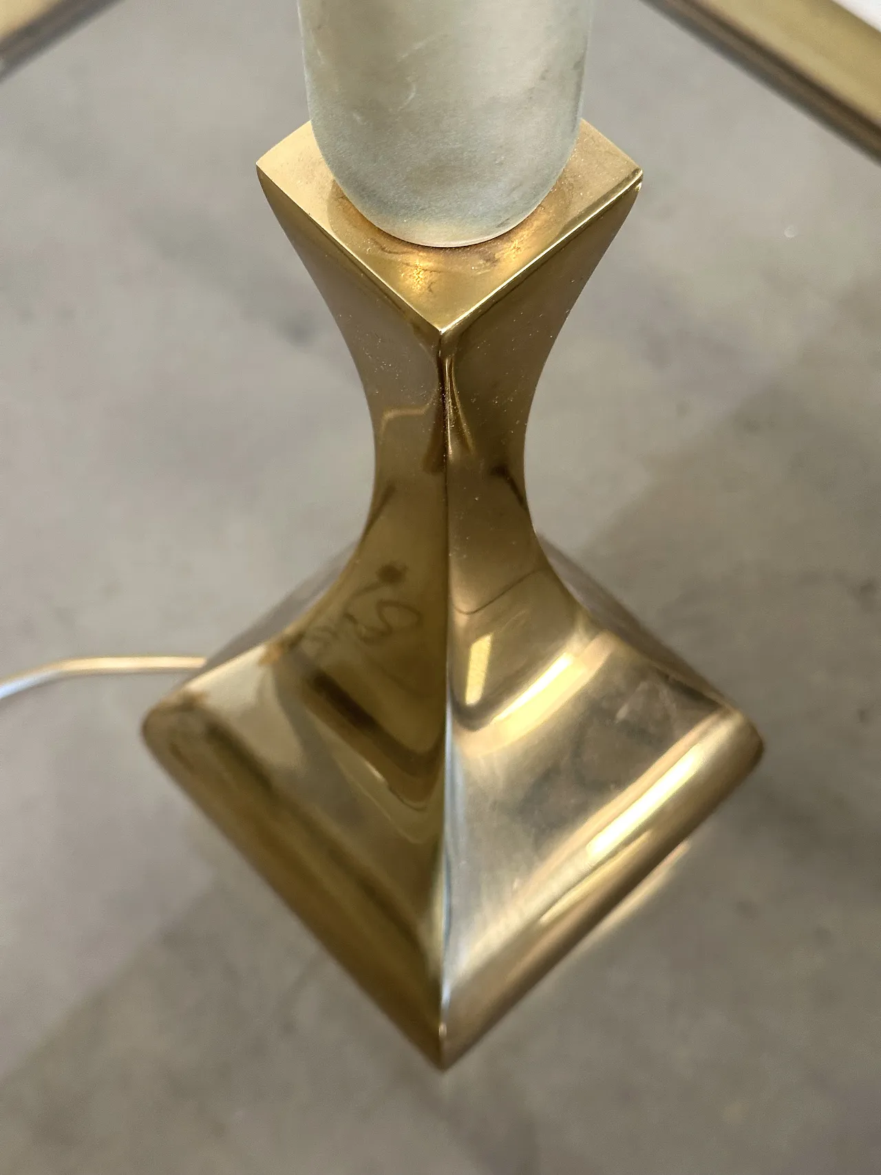 1970s brass table lamp 10