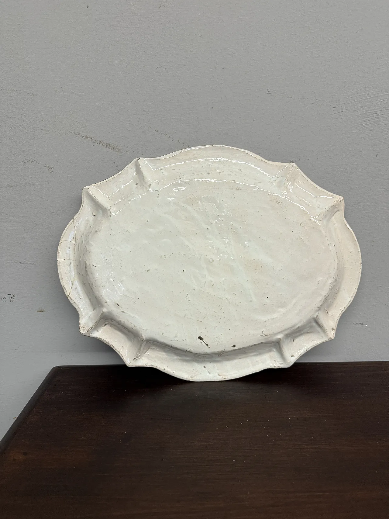 Tray plate, Ferniani manufacture, Faenza, 18th century 7