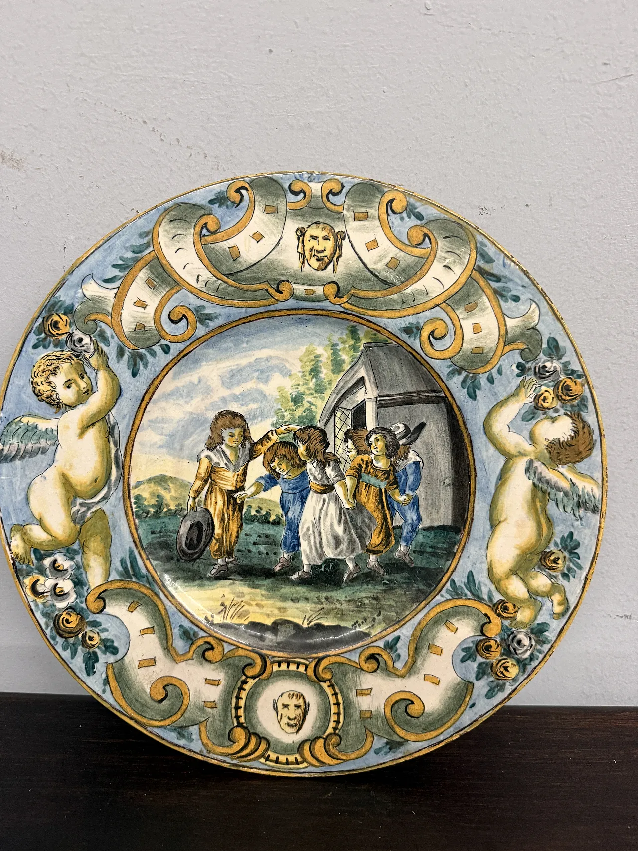 Naples majolica plate, 19th century 5