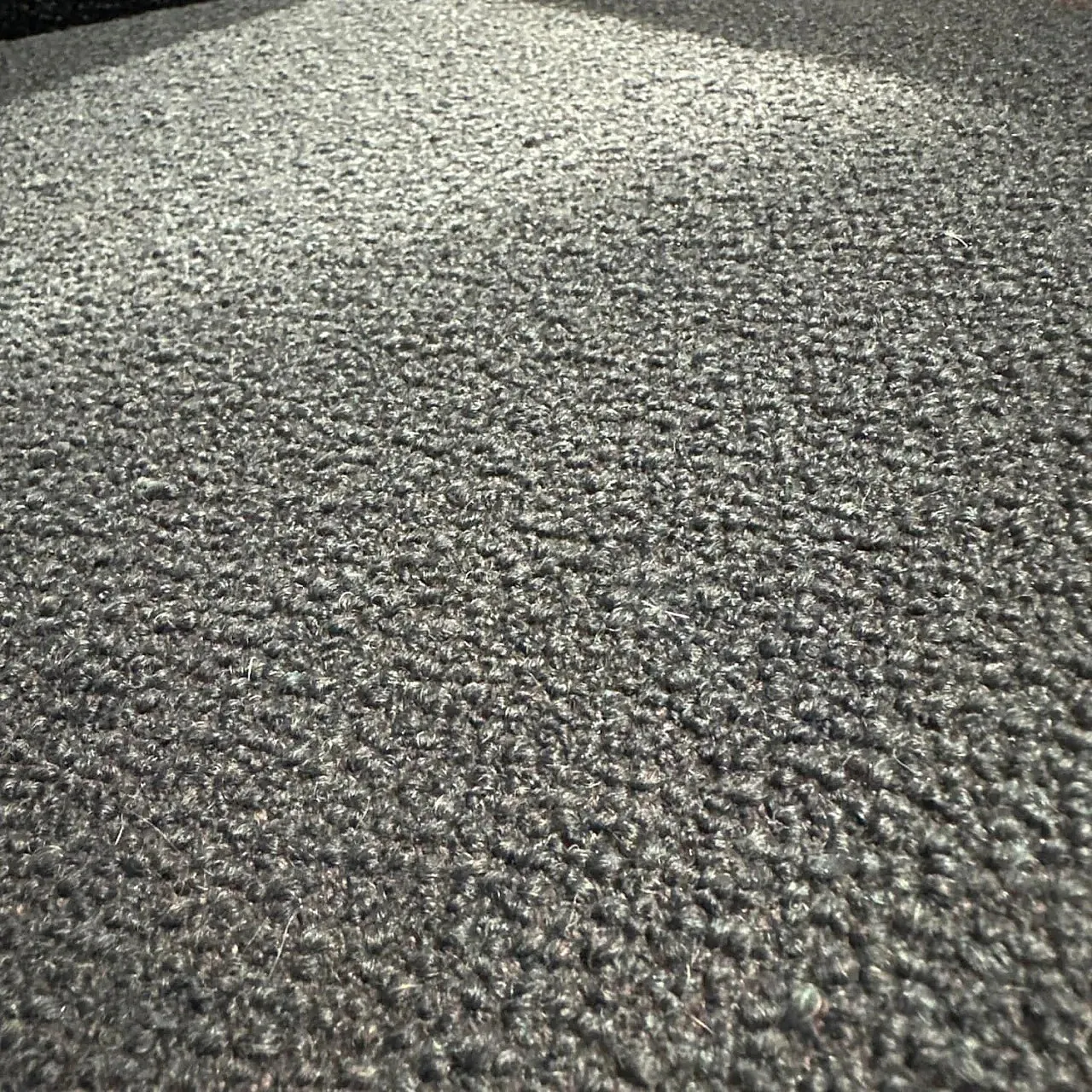 Coppia di poltrone Utrecht 637 in bouclé ottanio blu, 2025 15