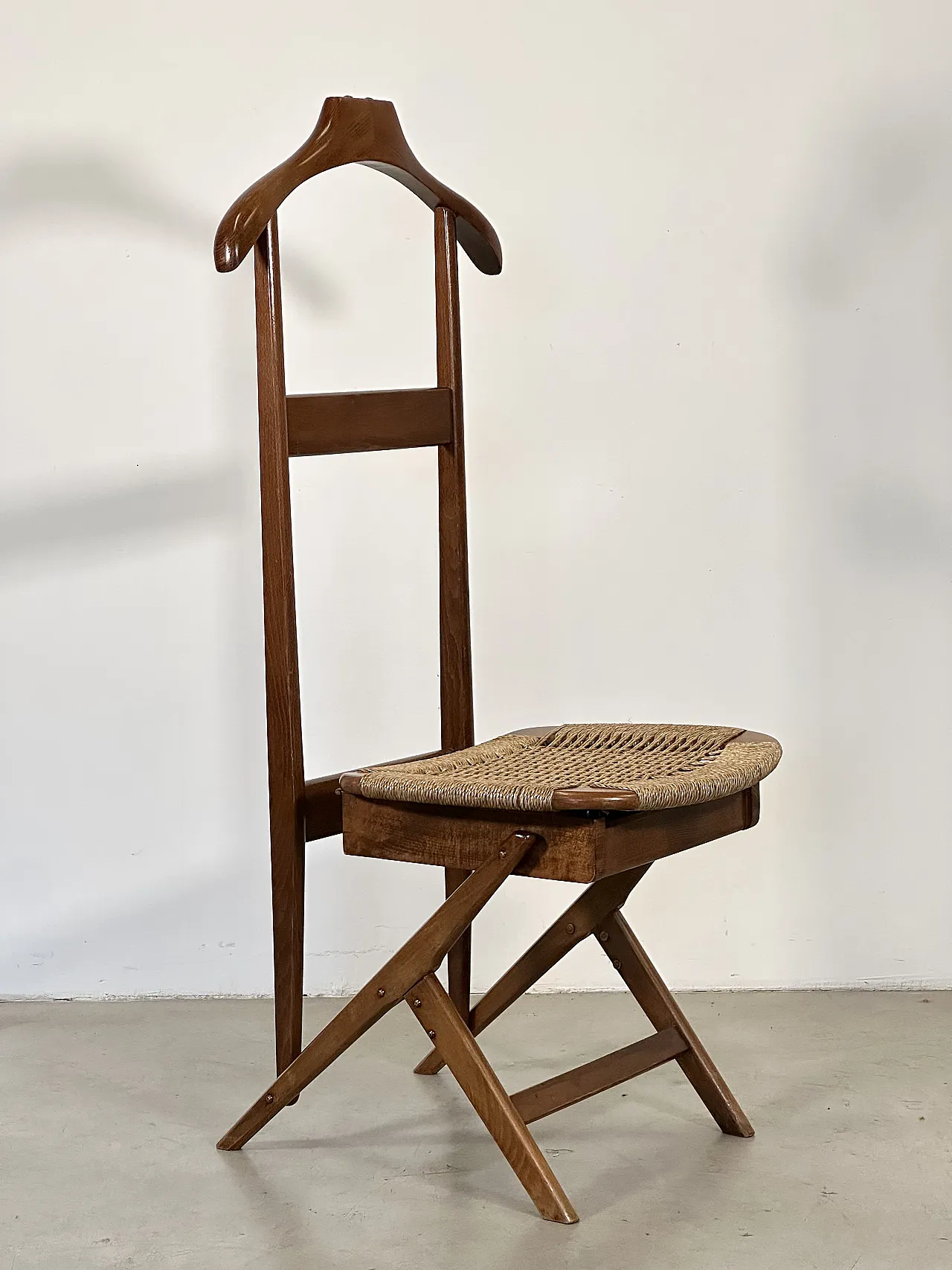 Fratelli Reguitti coat hanger chair from the 1960s 1