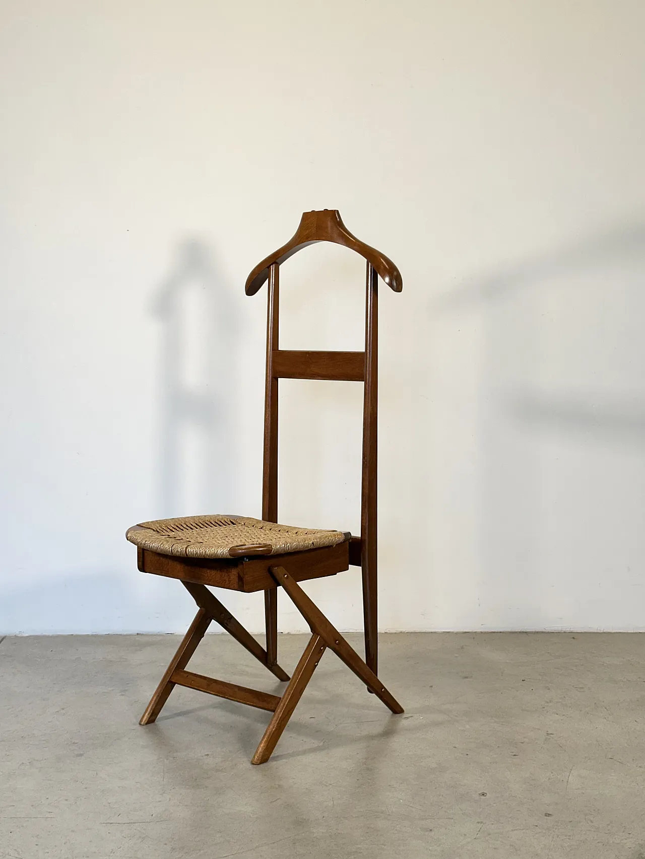 Fratelli Reguitti coat hanger chair from the 1960s 11