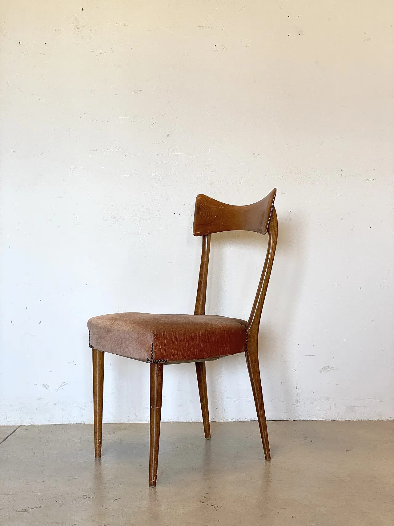 Pair of beech wood chairs, 1960s 10
