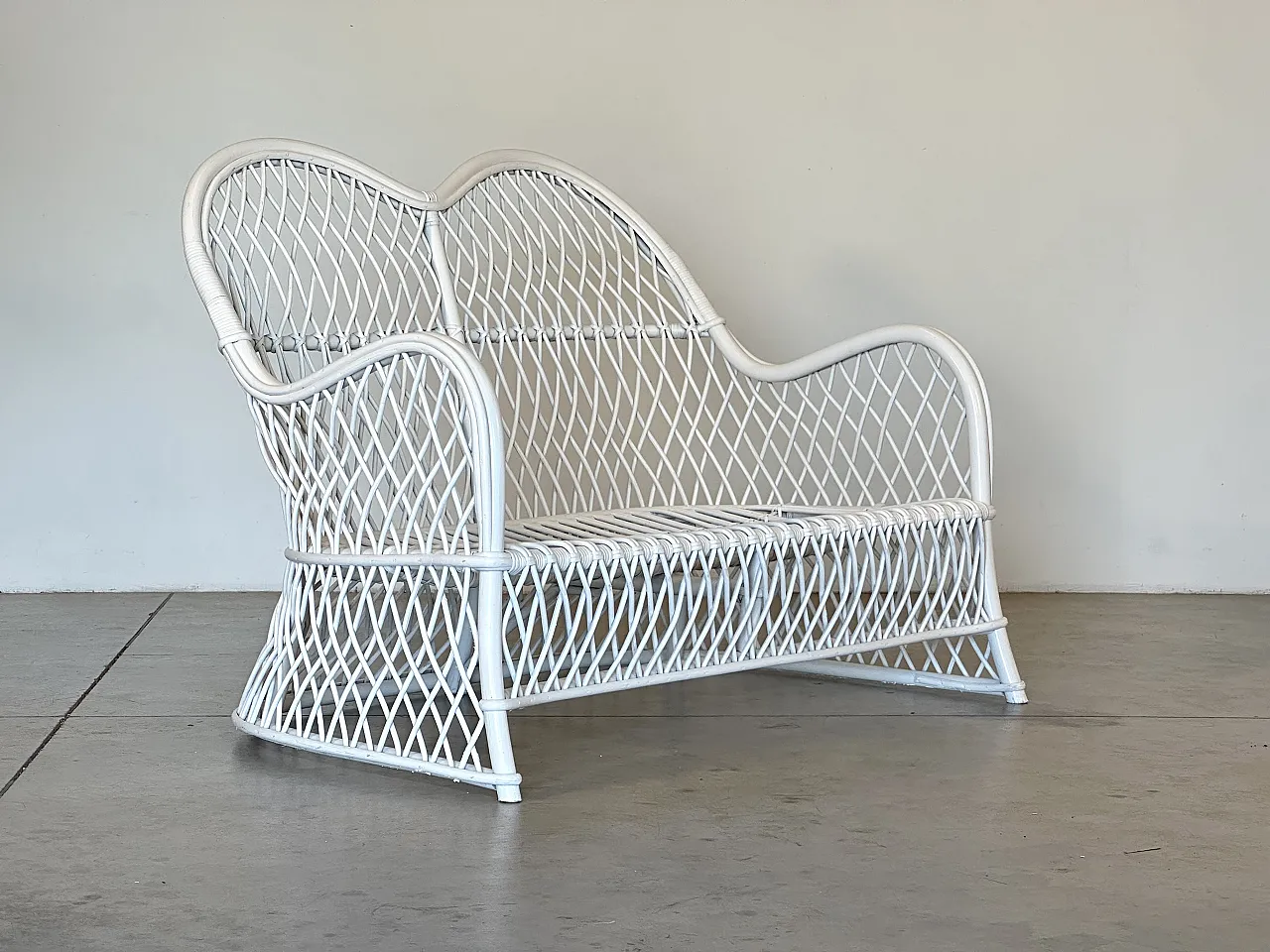 Pair of white lacquered bamboo sofas by Gervasoni, 1980s 11