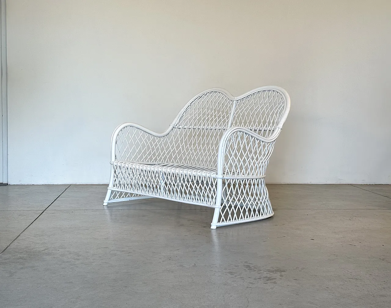 Pair of white lacquered bamboo sofas by Gervasoni, 1980s 14