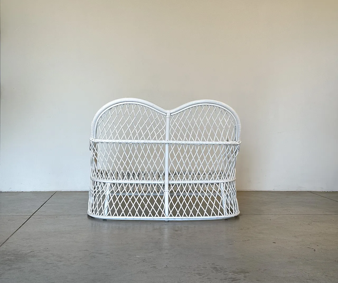 Pair of white lacquered bamboo sofas by Gervasoni, 1980s 17