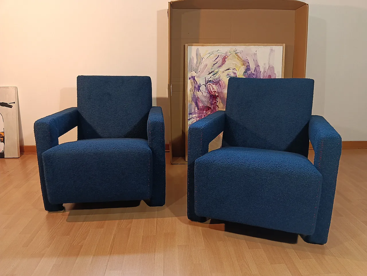 Coppia di Utrecht 637 Cassina in bouclé blu cuciture in rosso, 2000 1