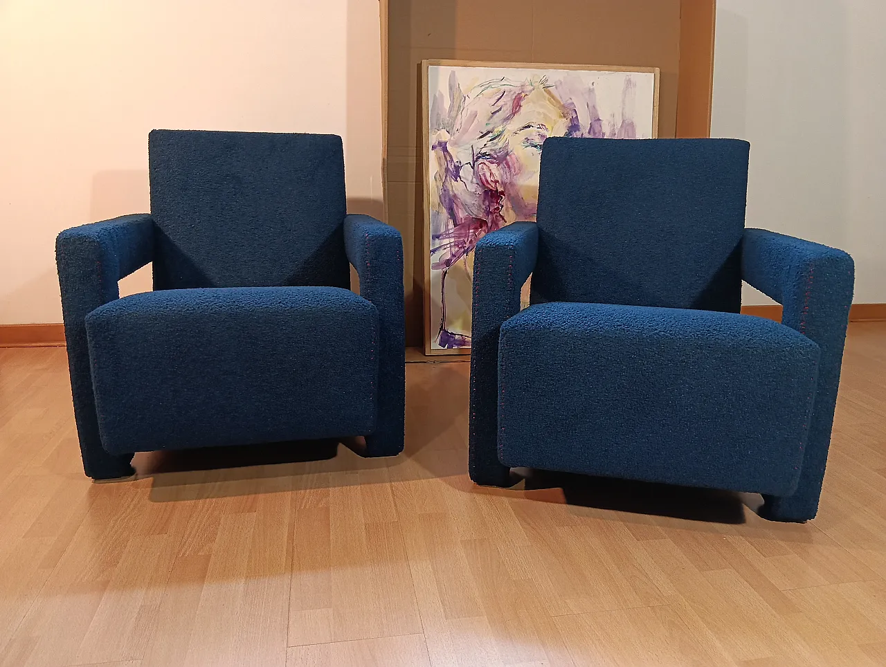 Coppia di Utrecht 637 Cassina in bouclé blu cuciture in rosso, 2000 2