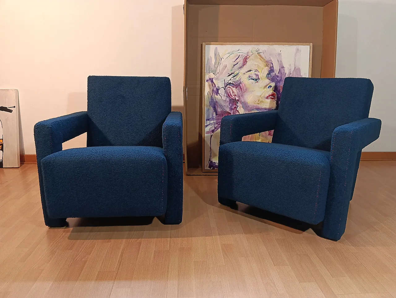 Coppia di Utrecht 637 Cassina in bouclé blu cuciture in rosso, 2000 10