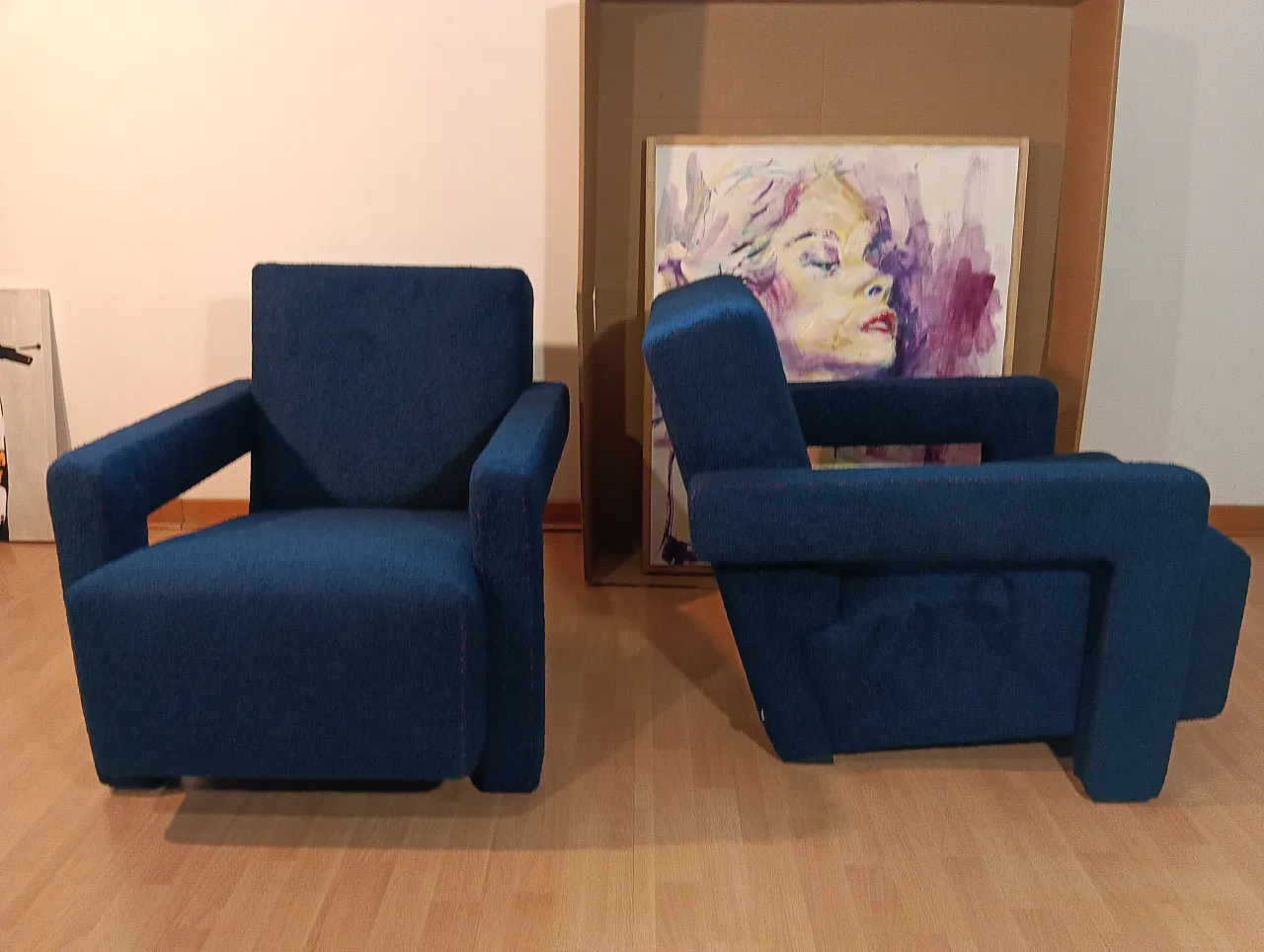 Coppia di Utrecht 637 Cassina in bouclé blu cuciture in rosso, 2000 14