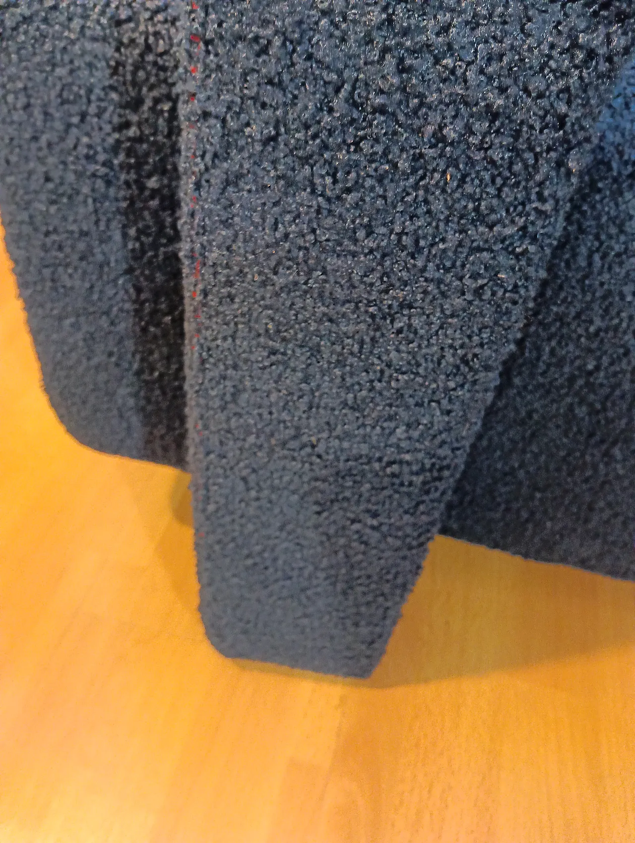 Coppia di Utrecht 637 Cassina in bouclé blu cuciture in rosso, 2000 63