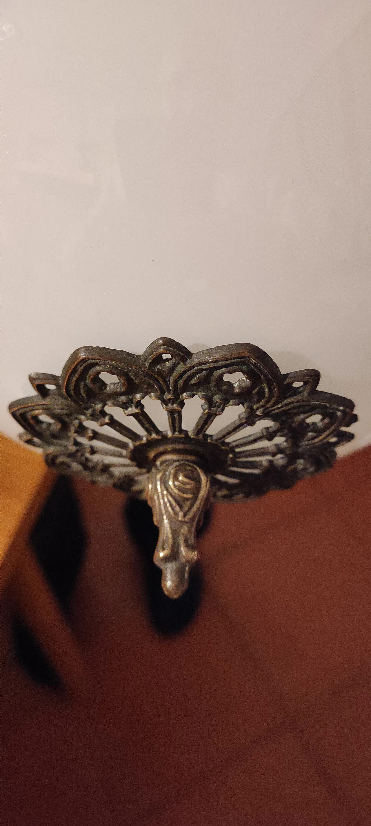 Pendant lamp in opaline glass and brass. Italy, 60s 11