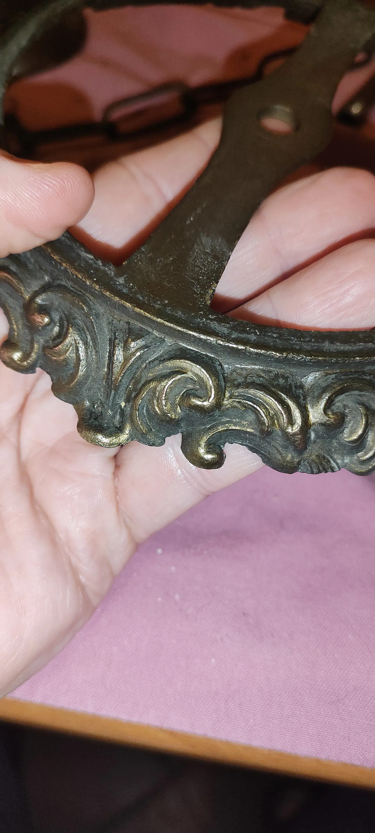 Pendant lamp in opaline glass and brass. Italy, 60s 17