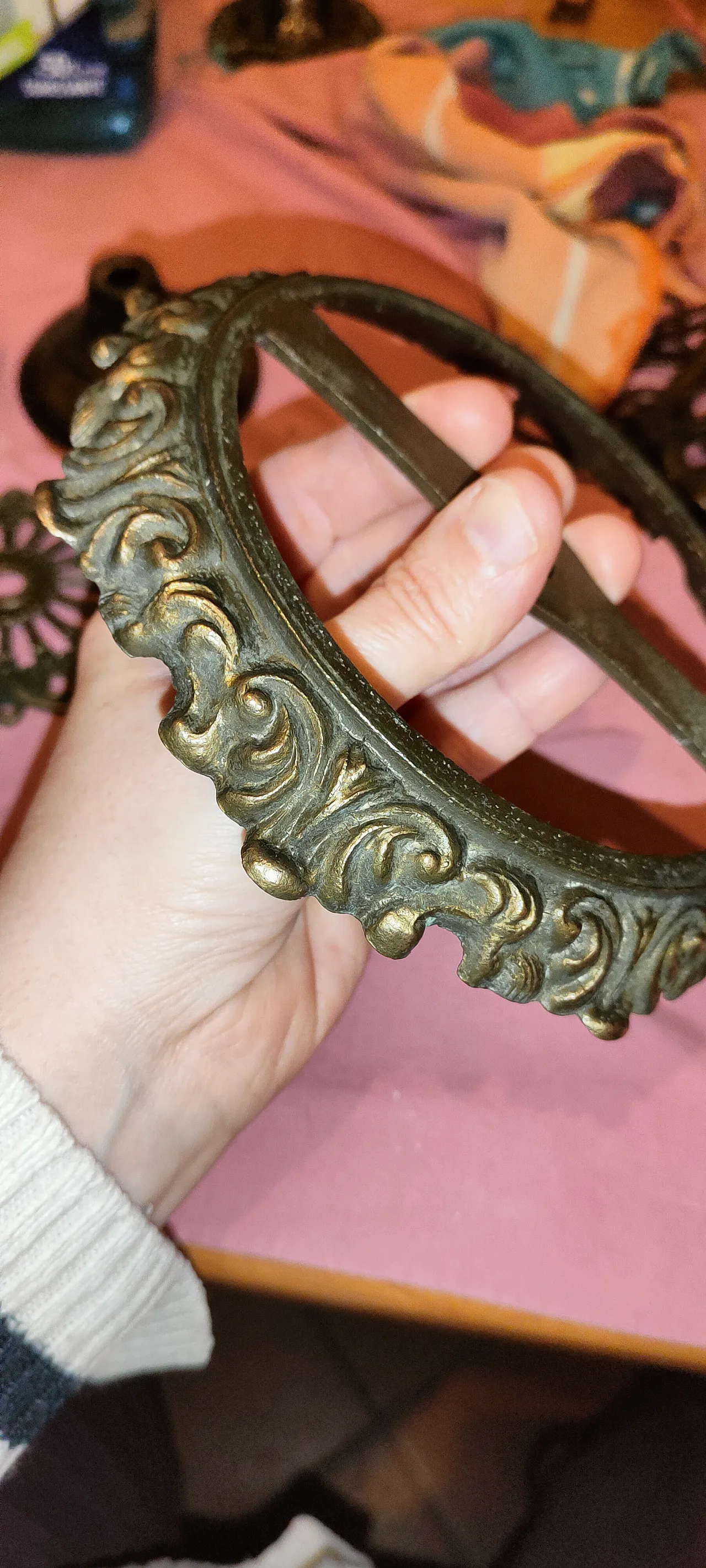 Pendant lamp in opaline glass and brass. Italy, 60s 19