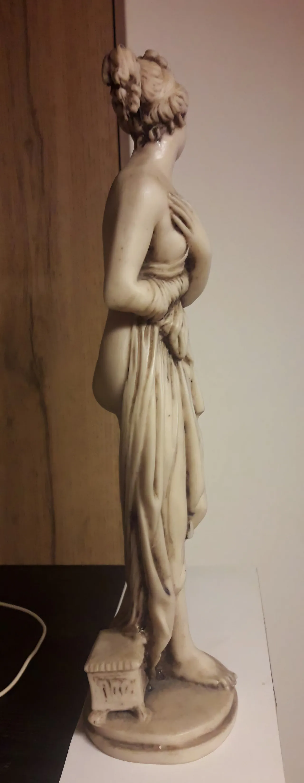 Classical Female Sculpture Venus Figure, '900 4