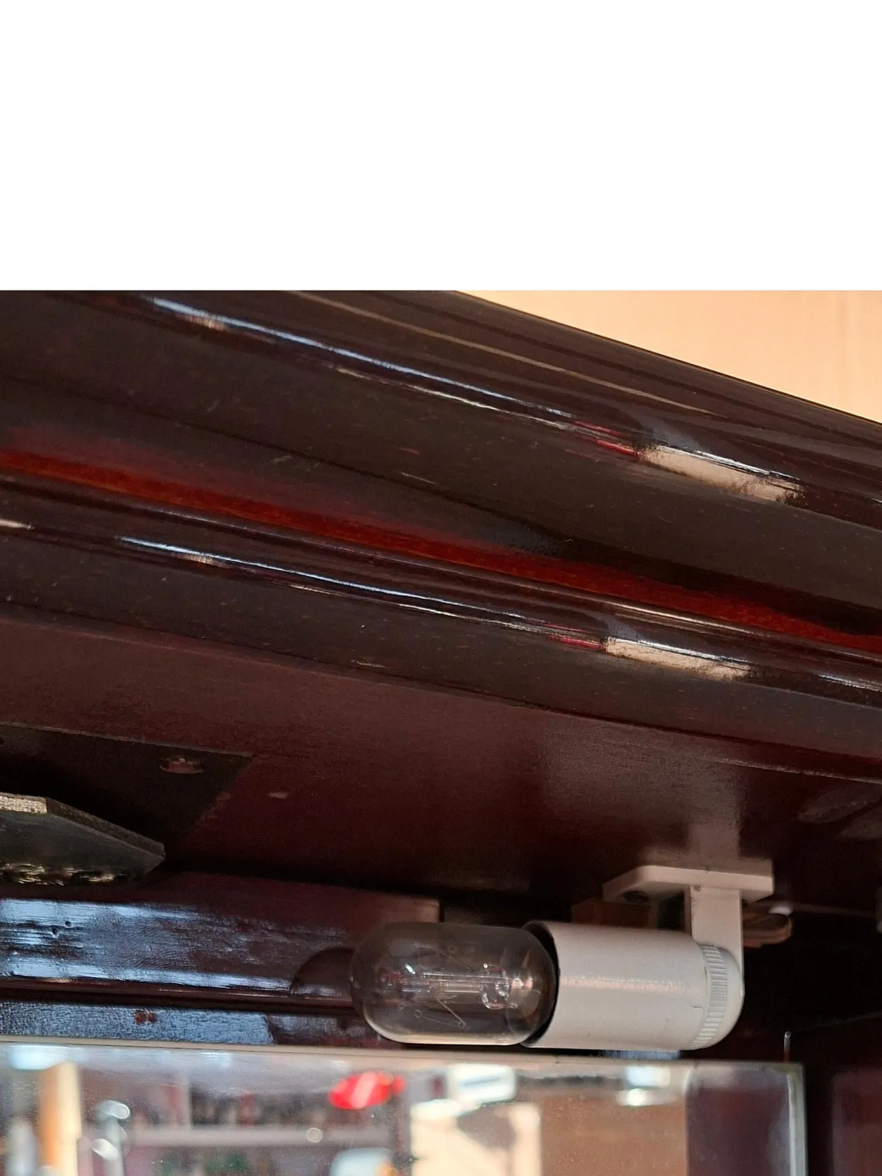 Rotating mahogany burl cabinet by Mastro Cappellini, 1970s 18