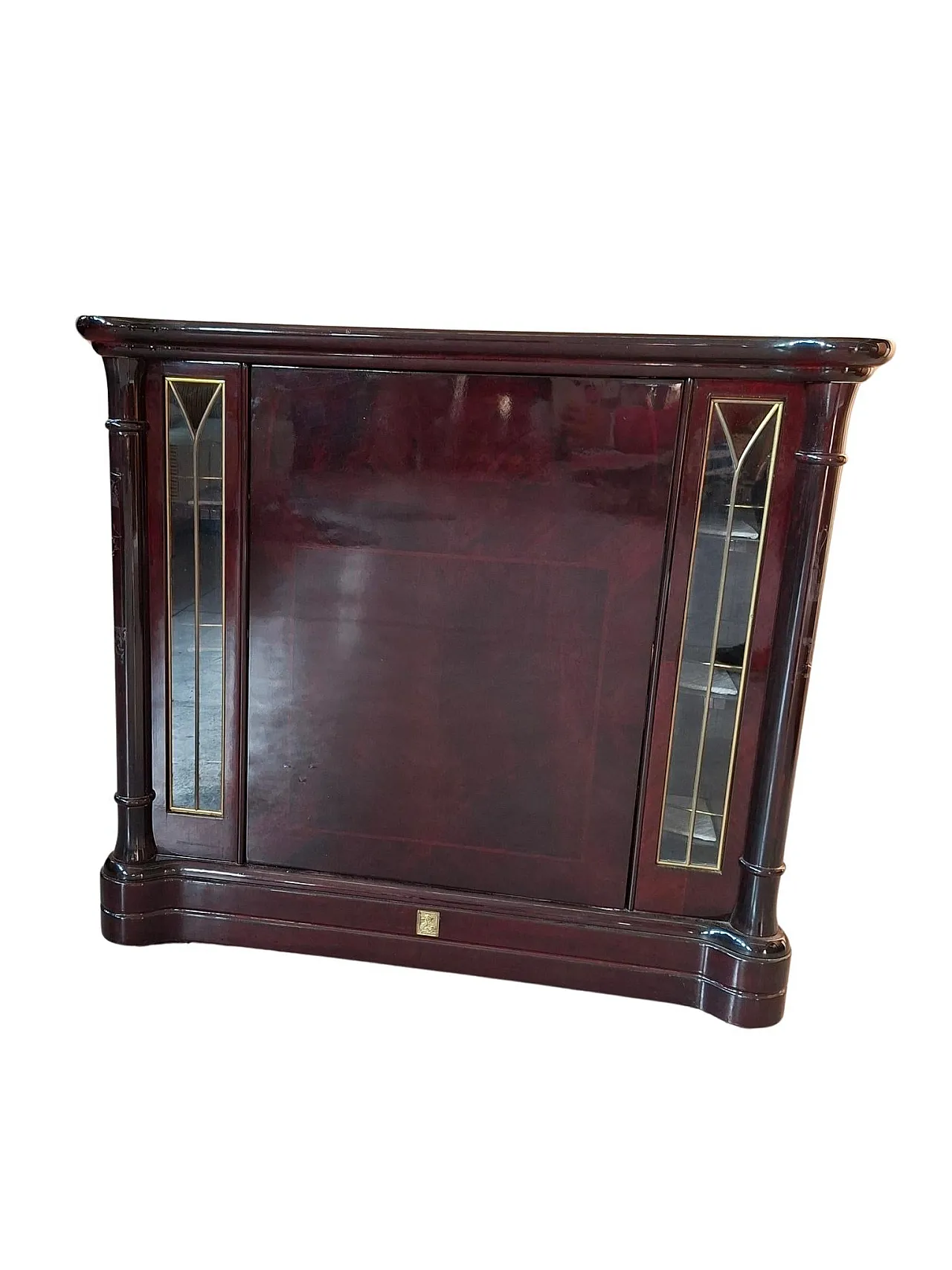 Rotating mahogany burl cabinet by Mastro Cappellini, 1970s 20