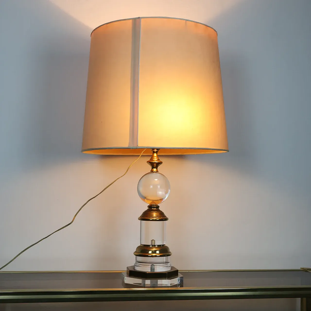 Hollywood Regency acrylic brass lamp, 1970s 2