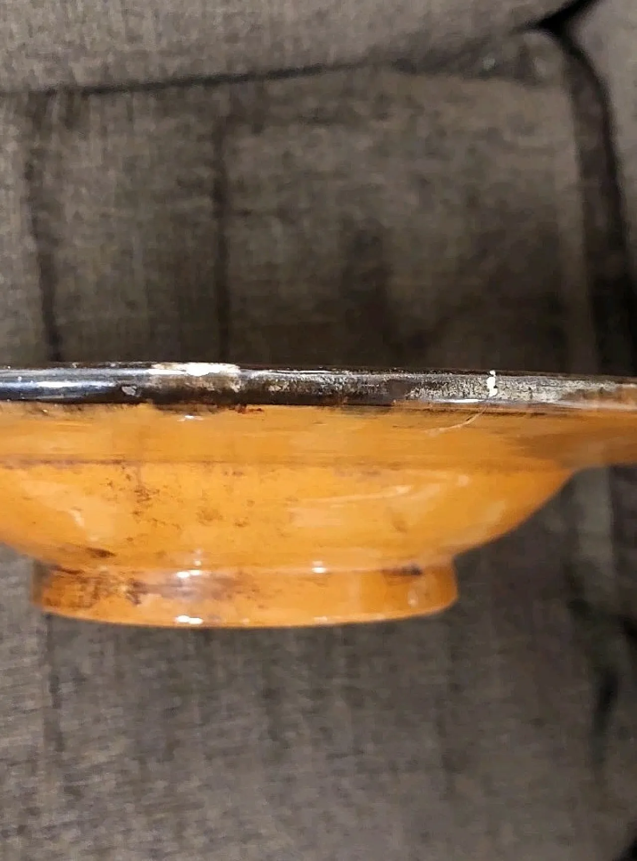 Piatto in ceramica con decoro policromo, primo '900 9