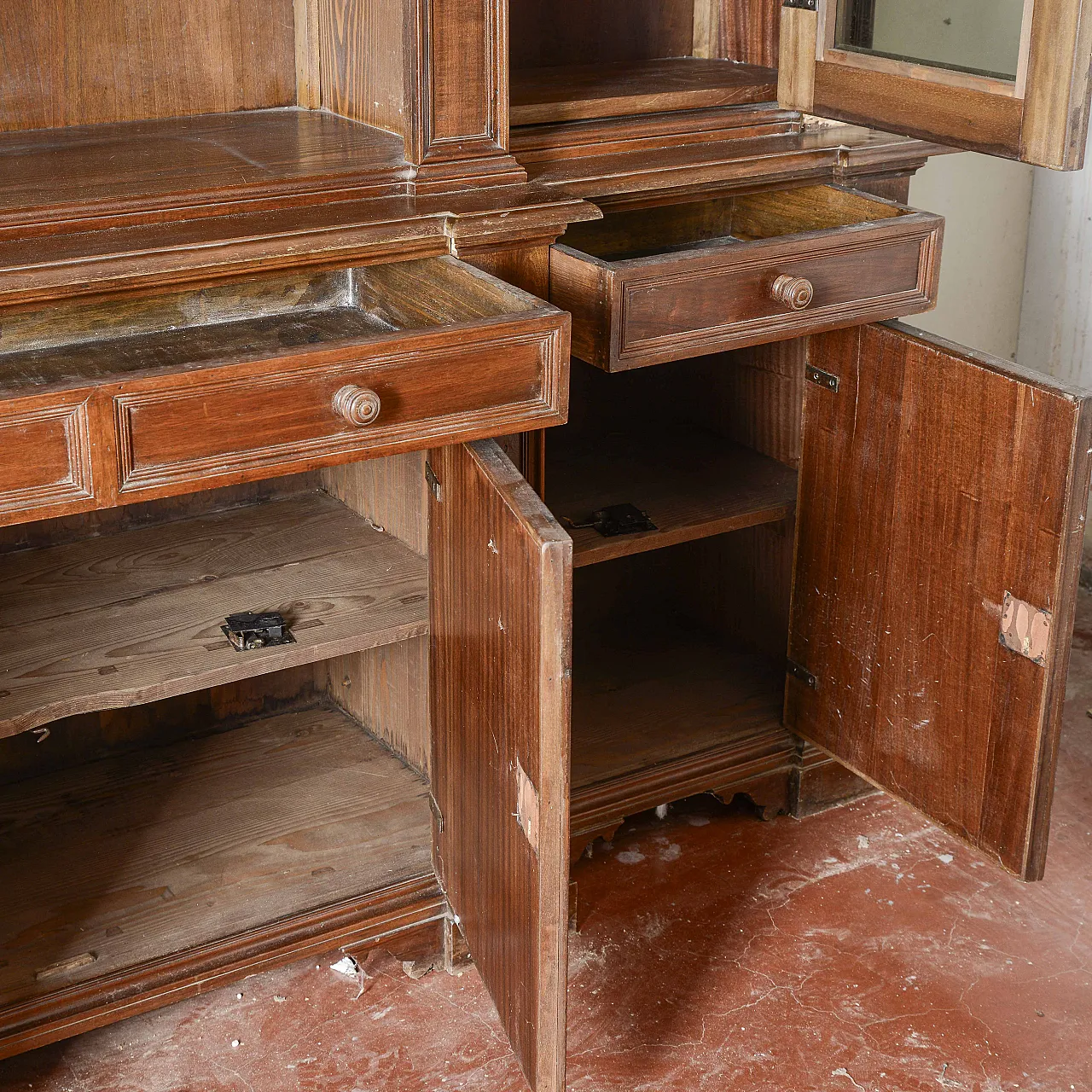 Two wooden sideboard, 20th century 5