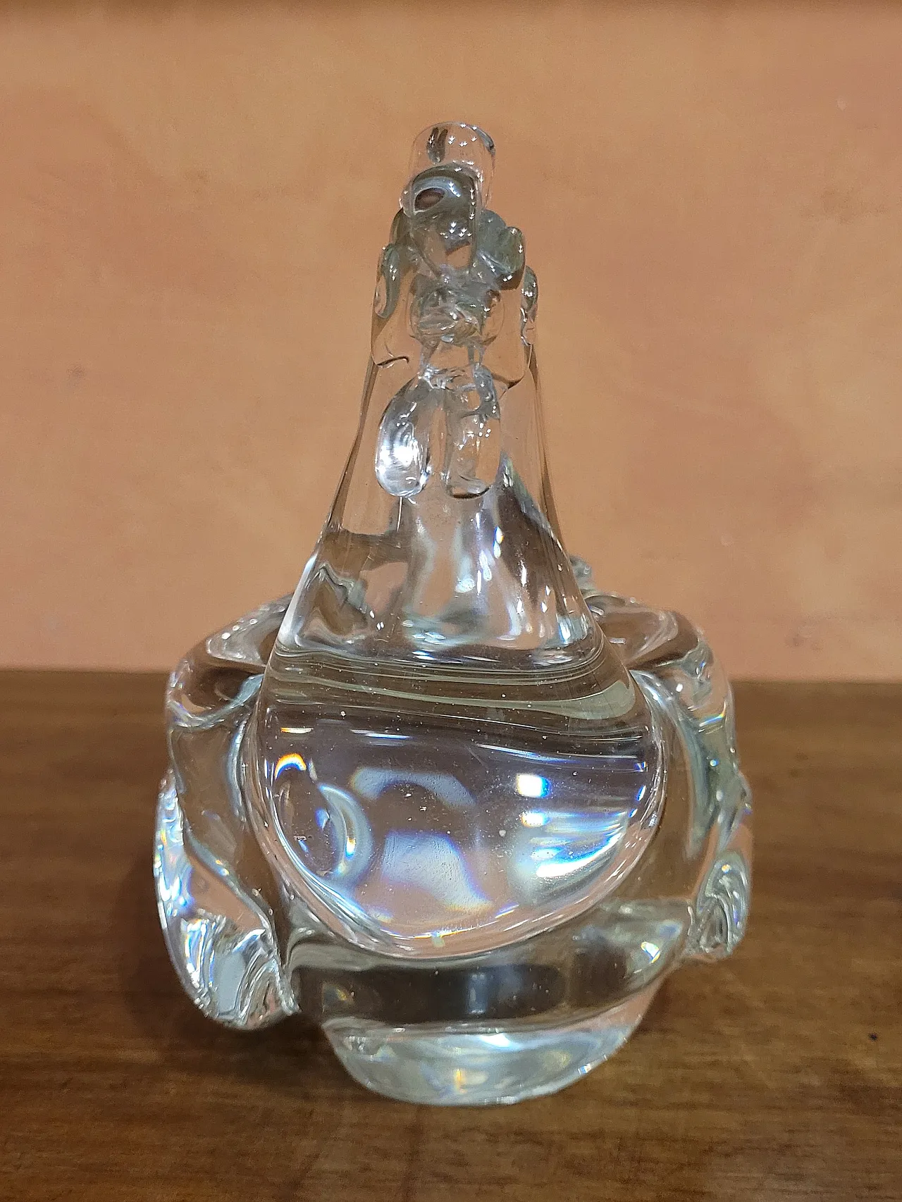 Glass bowl in the shape of a chicken, Murano 3