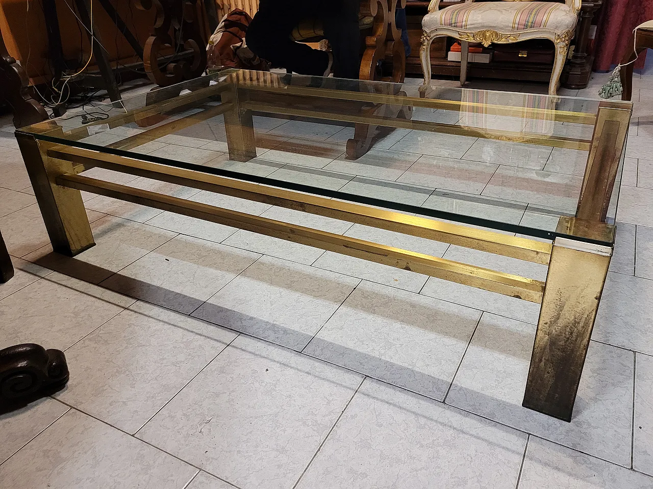 Tavolino da salotto in ottone e cristallo, Italia, anni '70 2