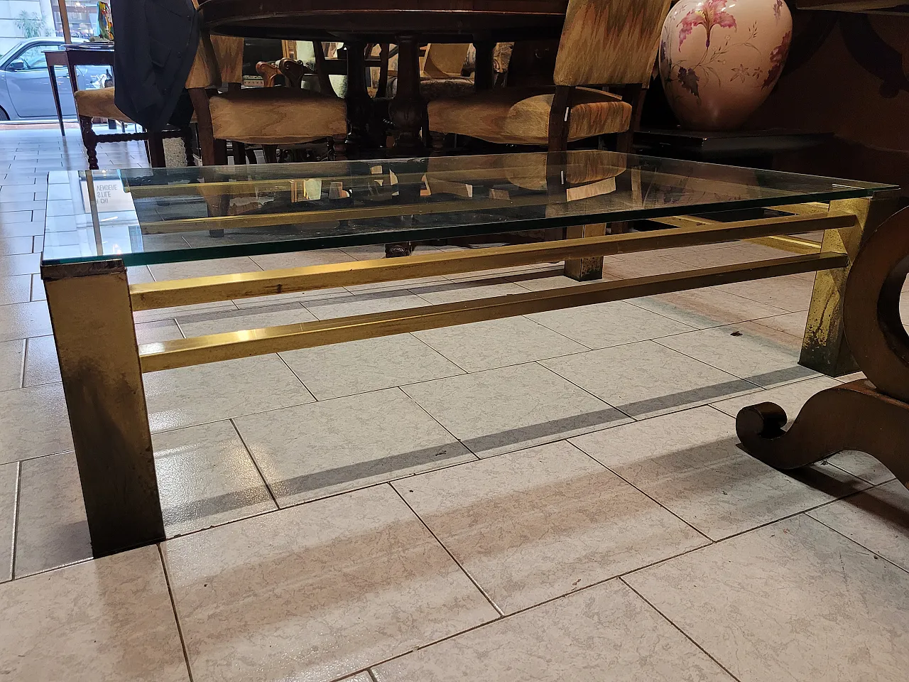 Tavolino da salotto in ottone e cristallo, Italia, anni '70 4