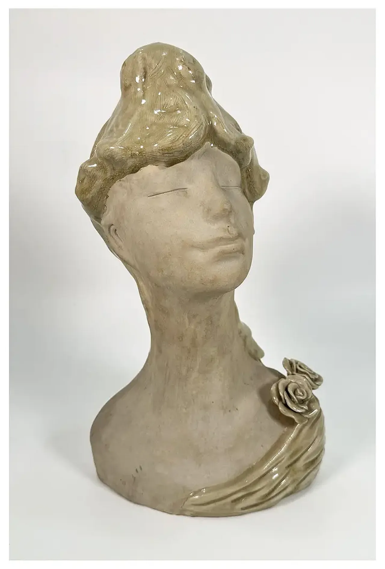 Busto femminile in terracotta, primo '900 1