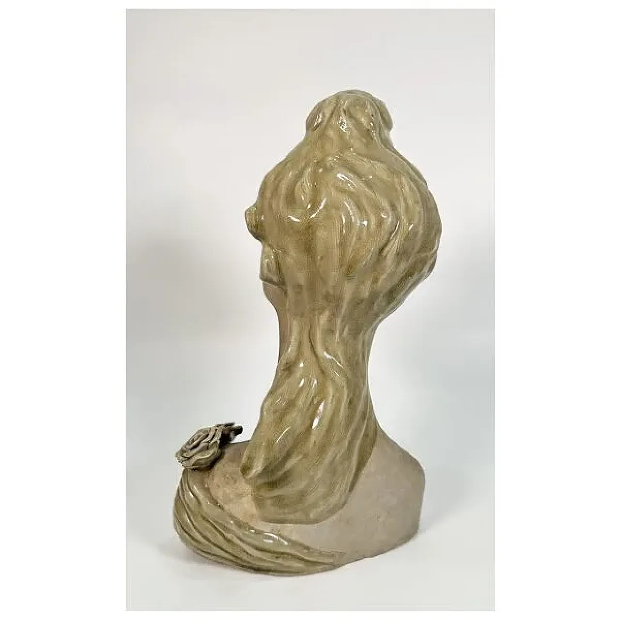 Busto femminile in terracotta, primo '900 3
