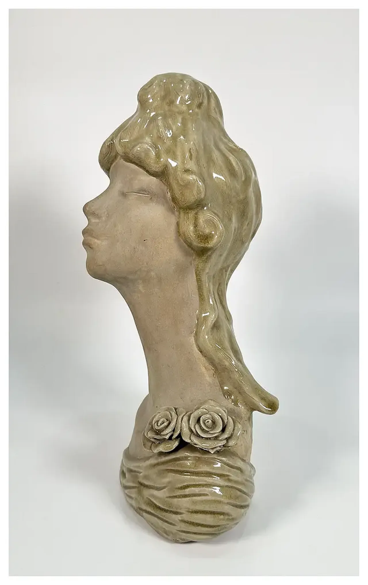 Busto femminile in terracotta, primo '900 4