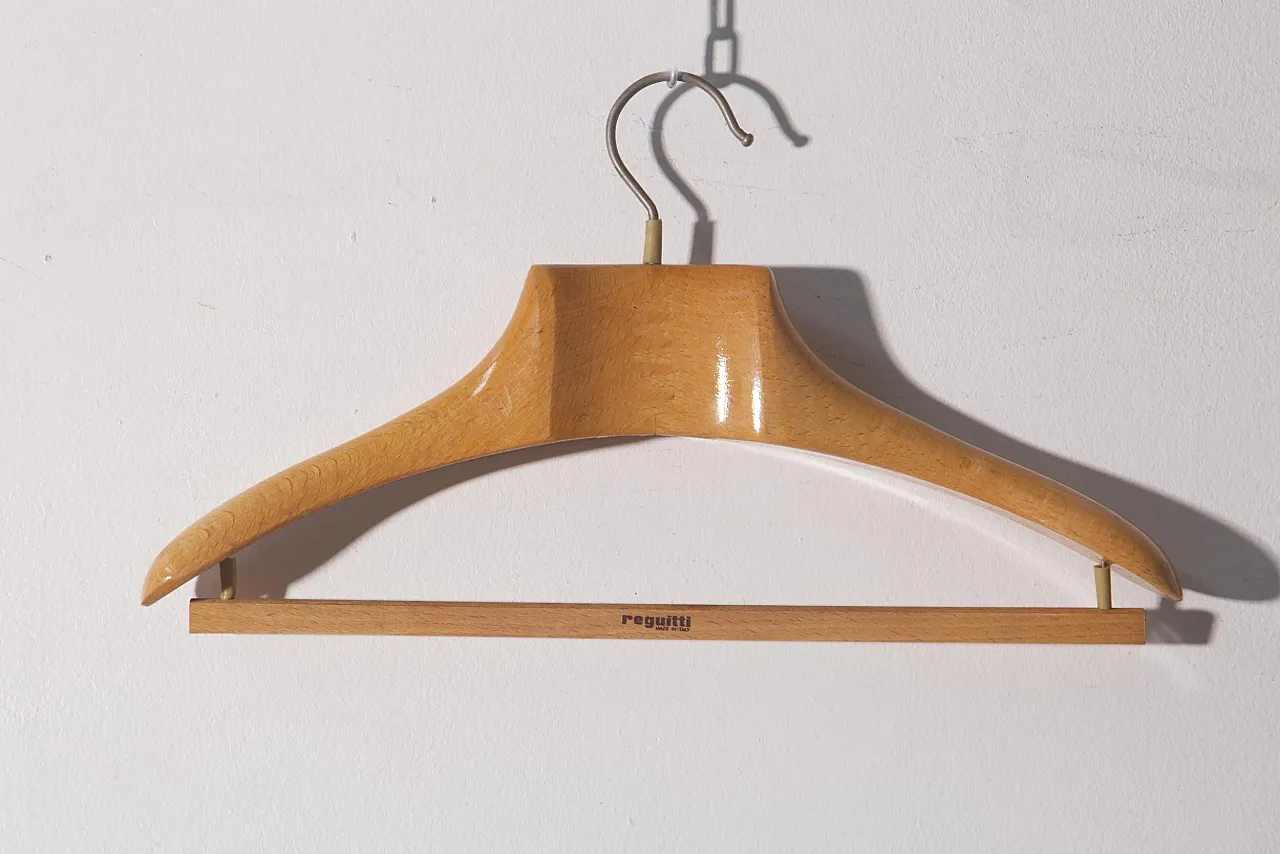 Fratelli Reguitti branded hangers, late 20th century 2