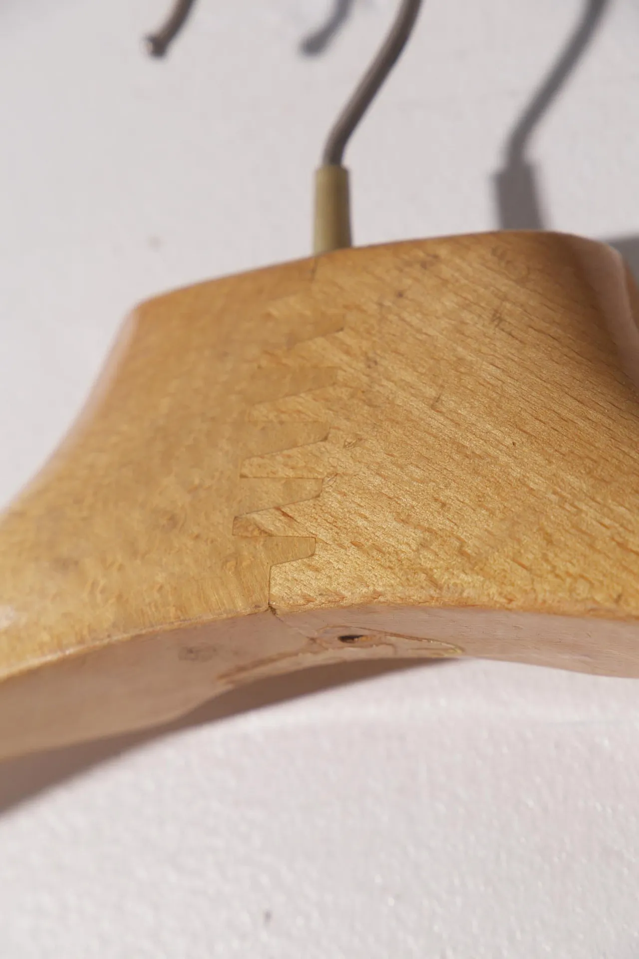 Fratelli Reguitti branded hangers, late 20th century 6