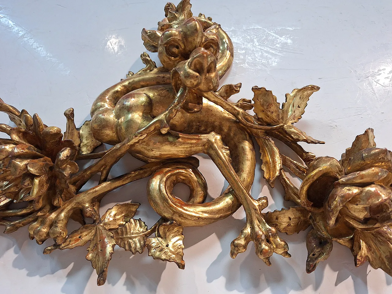 Gilded wooden dragon-shaped cymatium sculpture, late 19th century 21