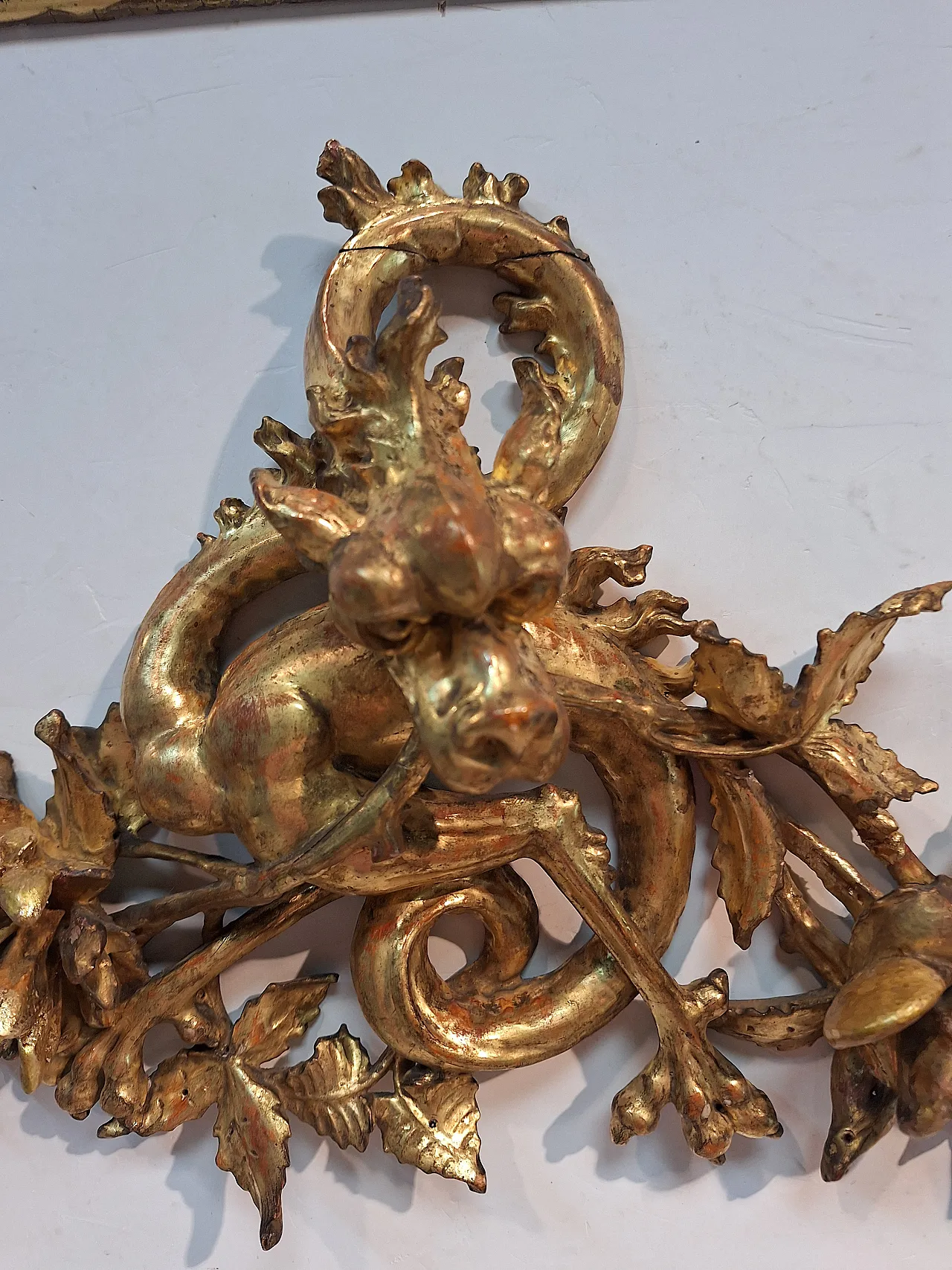 Gilded wooden dragon-shaped cymatium sculpture, late 19th century 24
