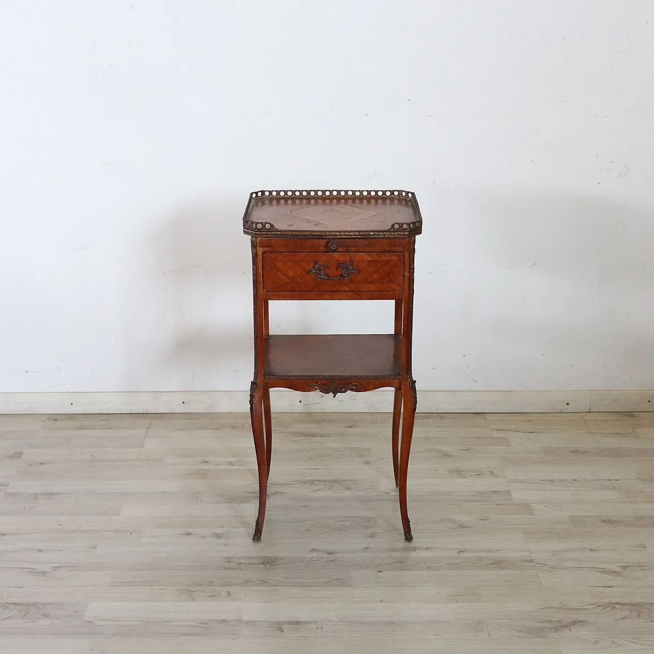 Refined late 19th century bedside table 2