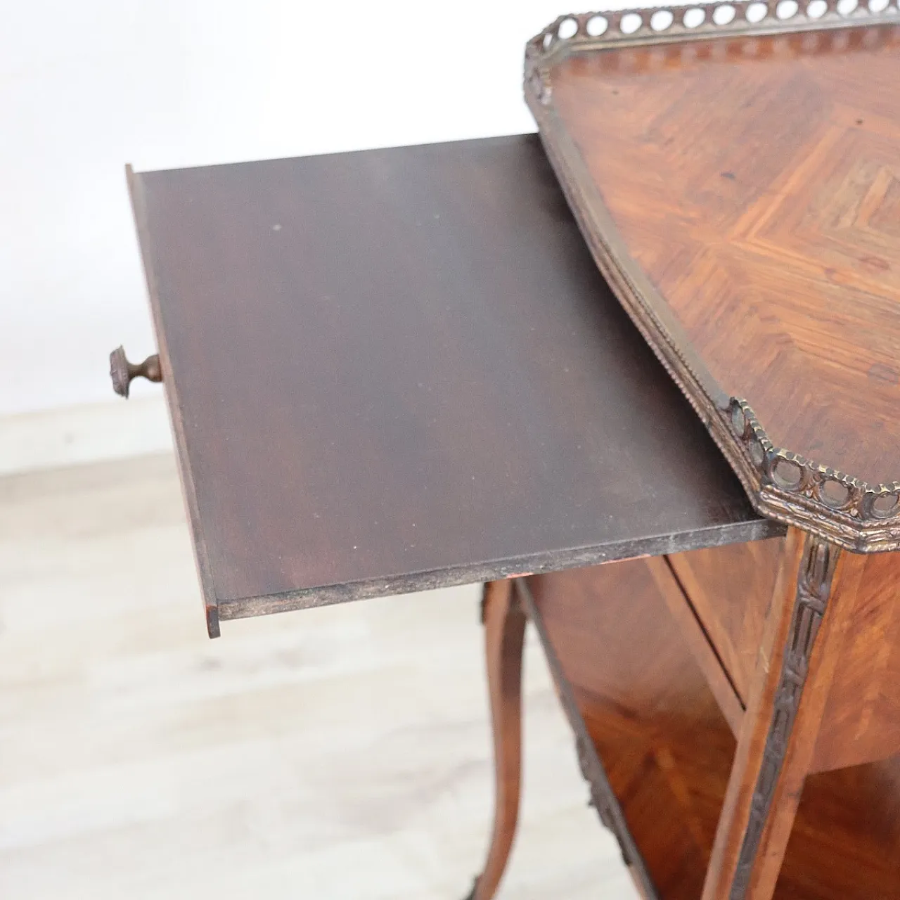 Refined late 19th century bedside table 15