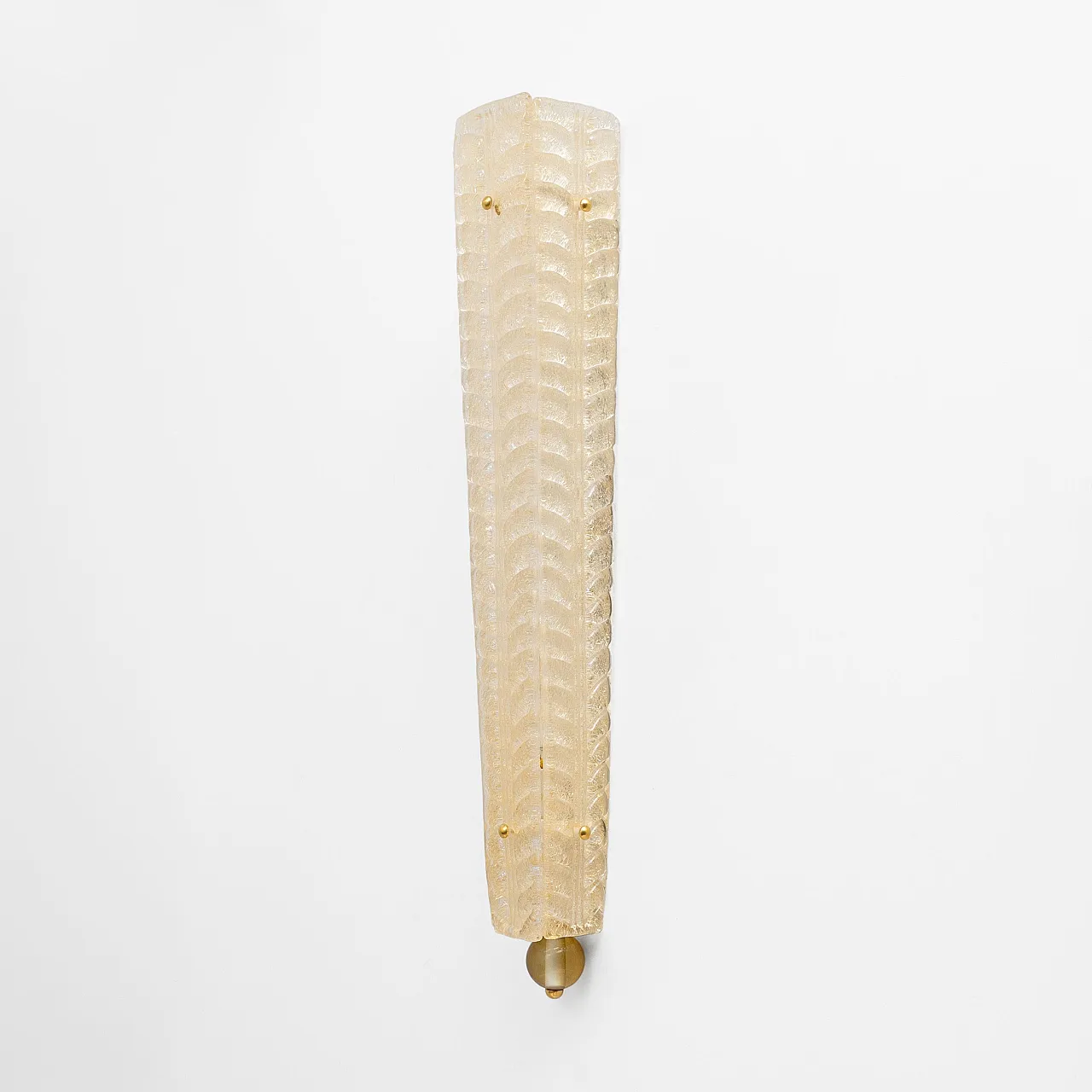 Pair of brass and Murano glass gold Graniglia sconces, 20th century 5