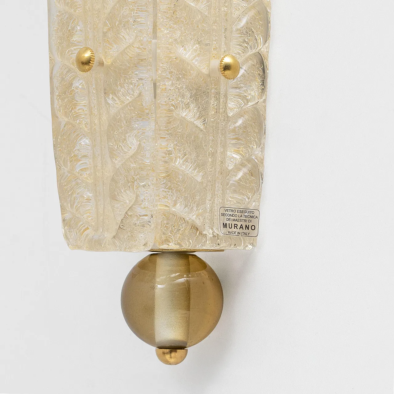 Pair of brass and Murano glass gold Graniglia sconces, 20th century 7