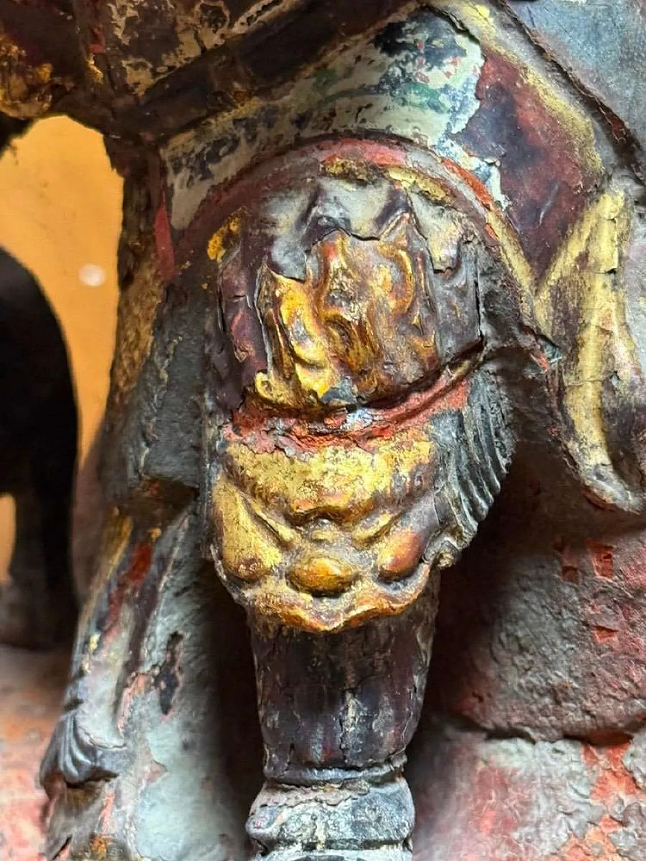 Chinese polychrome wood sculpture of the Taoist deity Zhao Gongming, Qing dynasty, 18th century 5